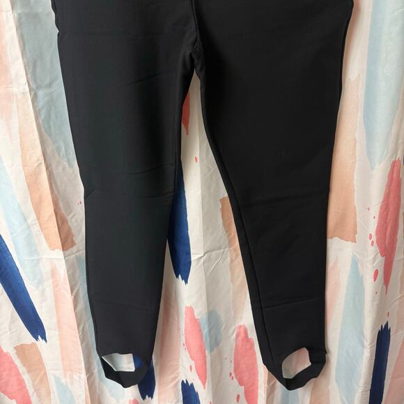 Offline by Aerie Black Black Chillside Stirrup Ski Pants Size Medium - Picture 7 of 12